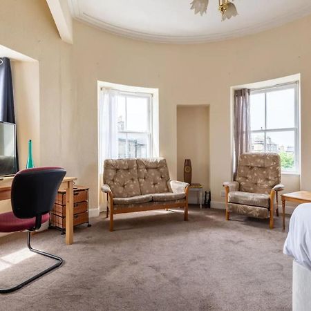 Cosy 2 Bedroom In Edinburgh Old Town Bagian luar foto