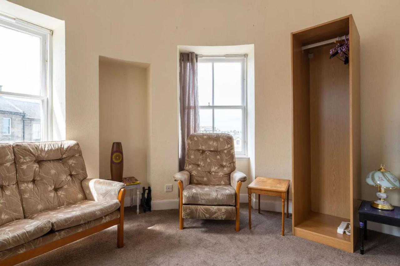 Cosy 2 Bedroom In Edinburgh Old Town Bagian luar foto